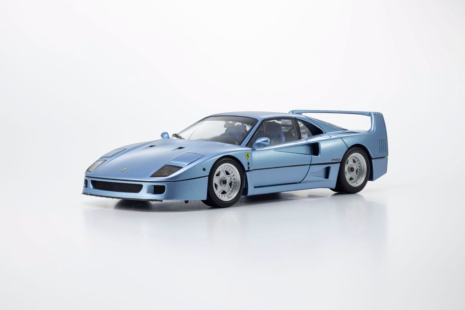 1:18 Kyosho - 1987 Ferrari F40 Light Blue