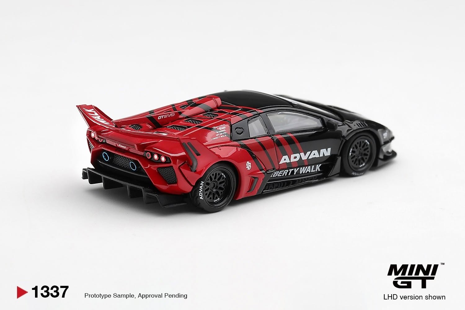 1:64 Mini GT - 2026 Lamborghini Murcielago LB-Super Silhouette GT EVO Advan *Blister packaging*