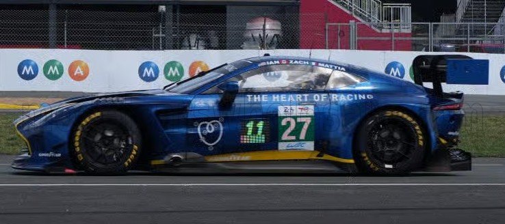 1:43 Spark - Aston Martin Vantage AMR GT3 Evo 4.0L Turbo V8 LMGT3 Team Heart of Racing #27 24h Le Mans 2026 - I. James - Z. Robichon - M. Drudi