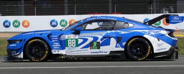 1:43 Spark - Ford Mustang GT3 5.4L V8 LMGT3 Team Proton Competition #88 24h Le Mans 2026 - S. Gattuso - G. Levorato - L. Sargeant