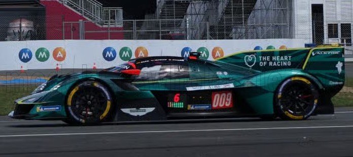1:43 Spark - Aston Martin Valkyrie 6.5L V12 Team Aston Martin THOR #009 24h Le Mans 2026 - R. De Angelis - A. Riberas - M. Sørensen