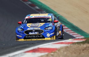 1:43 Spark - Ford Focus Titanium #15 NAPA Racing UK BTCC 2026 - L. Selby
