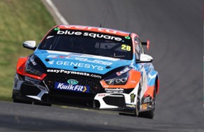 1:43 Spark - Hyundai i30 N Fastback #28 Team Vertu BTCC 2026 - N. Hamilton