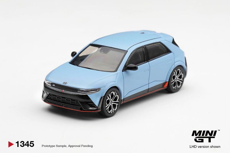 1:64 Mini GT - Hyundai Ioniq 5 N Performance, blue matt 1:64 Mini GT - Hyundai Ioniq 5 N Performance, blue matt