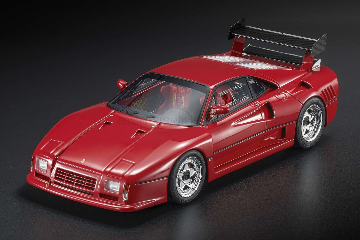 1:18 Top Marques - 1985 Ferrari 288 GTO Evoluzione Red