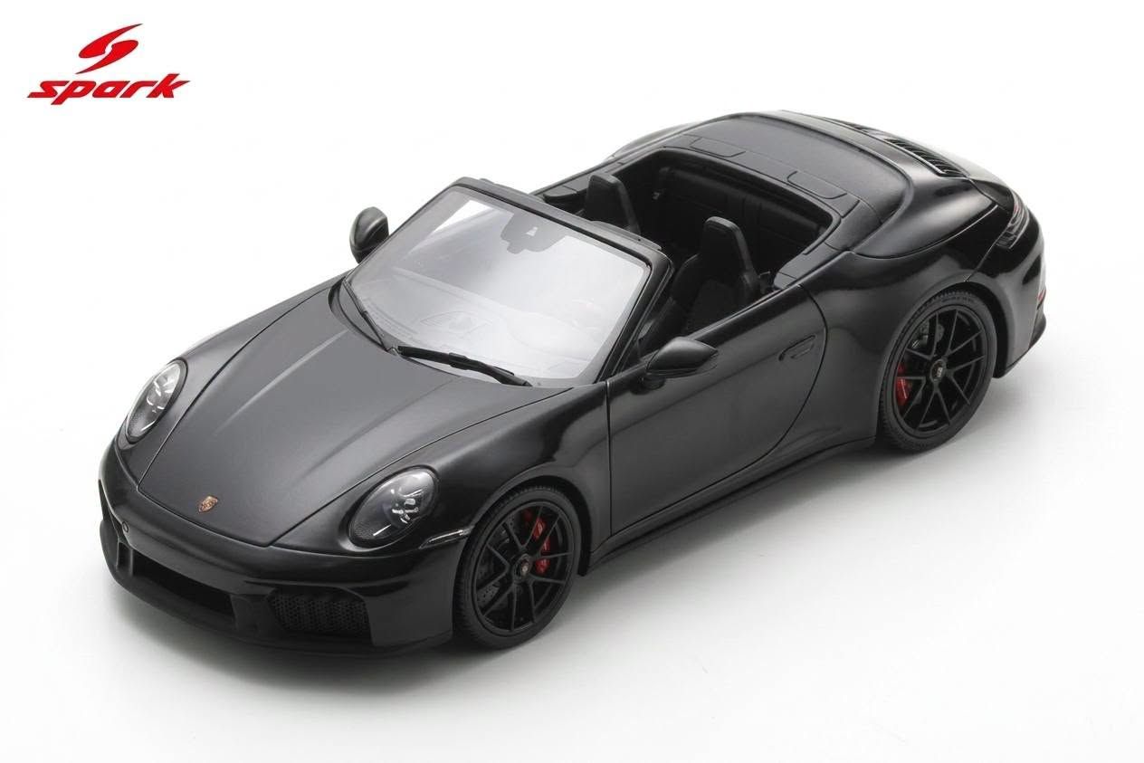 1:18 Spark - Porsche 911 Carrera 4 GTS Cabriolet (992.2) - Jet Black