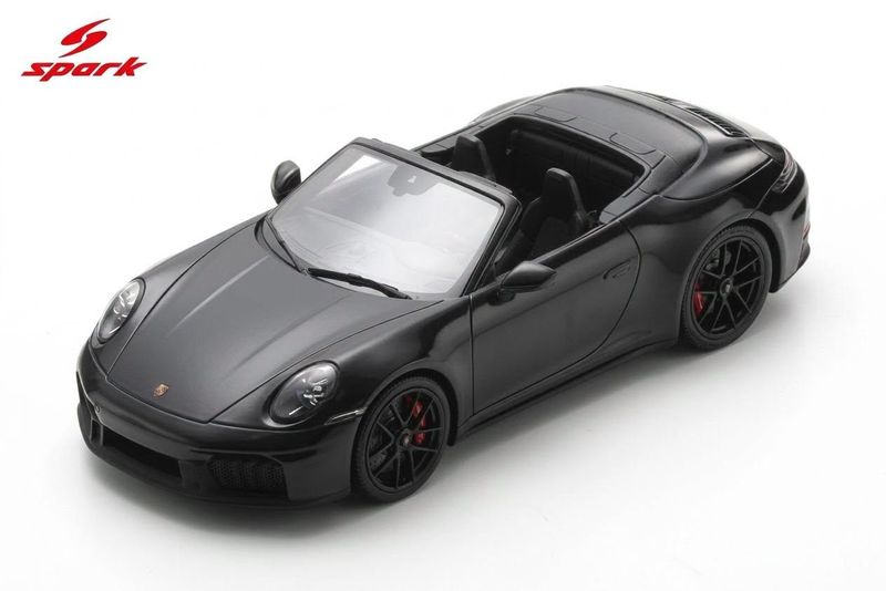 1:18 Spark - Porsche 911 Carrera 4 GTS Cabriolet (992.2) - Jet Black 1:18 Spark - Porsche 911 Carrera 4 GTS Cabriolet (992.2) - Jet Black