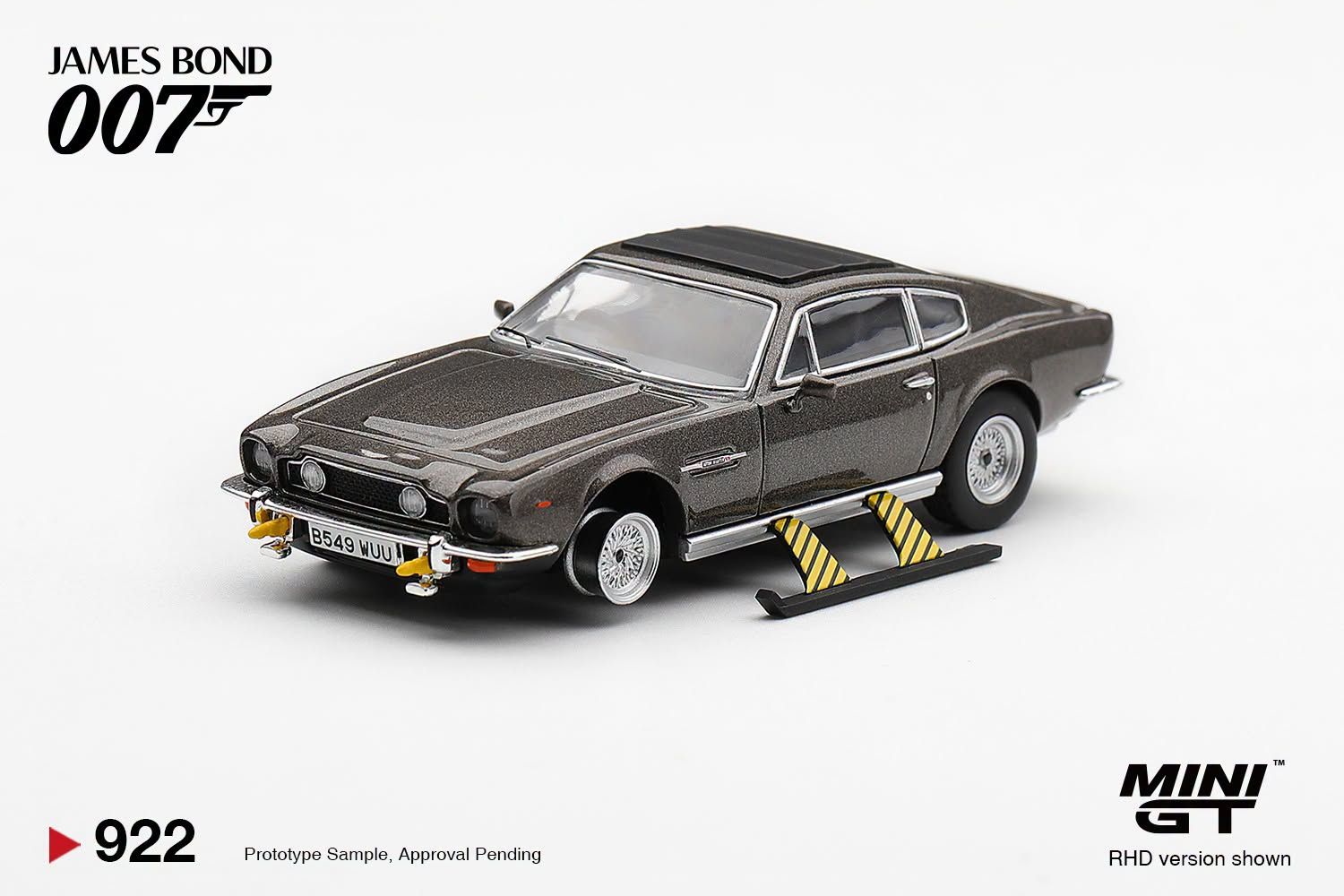 1:64 Mini GT - 1987 Aston Martin V8 Vantage *The Living Daylights (Weapons On)* Japanese Blister