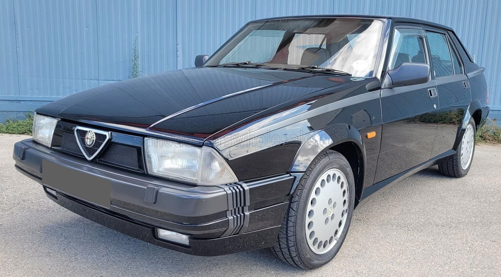 1:18 Mitica Diecast - 1989 Alfa Romeo 75 3.0 V6 America Nero Black