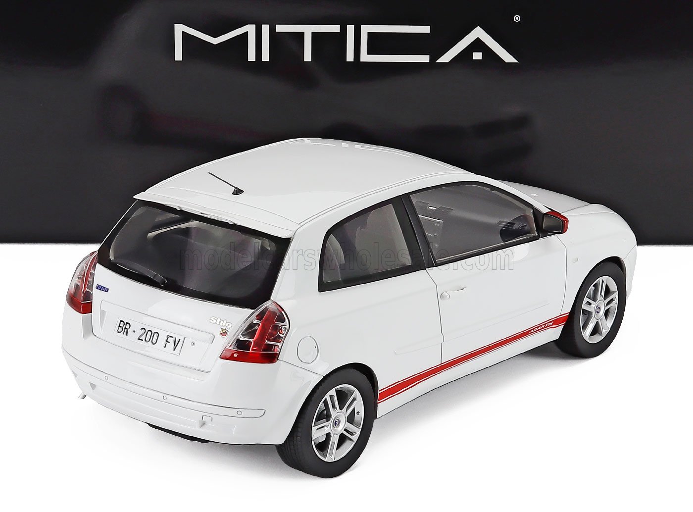 1:18 Mitica Resin - 2001 Fiat Stilo Abarth 2.4 20V Bianco White