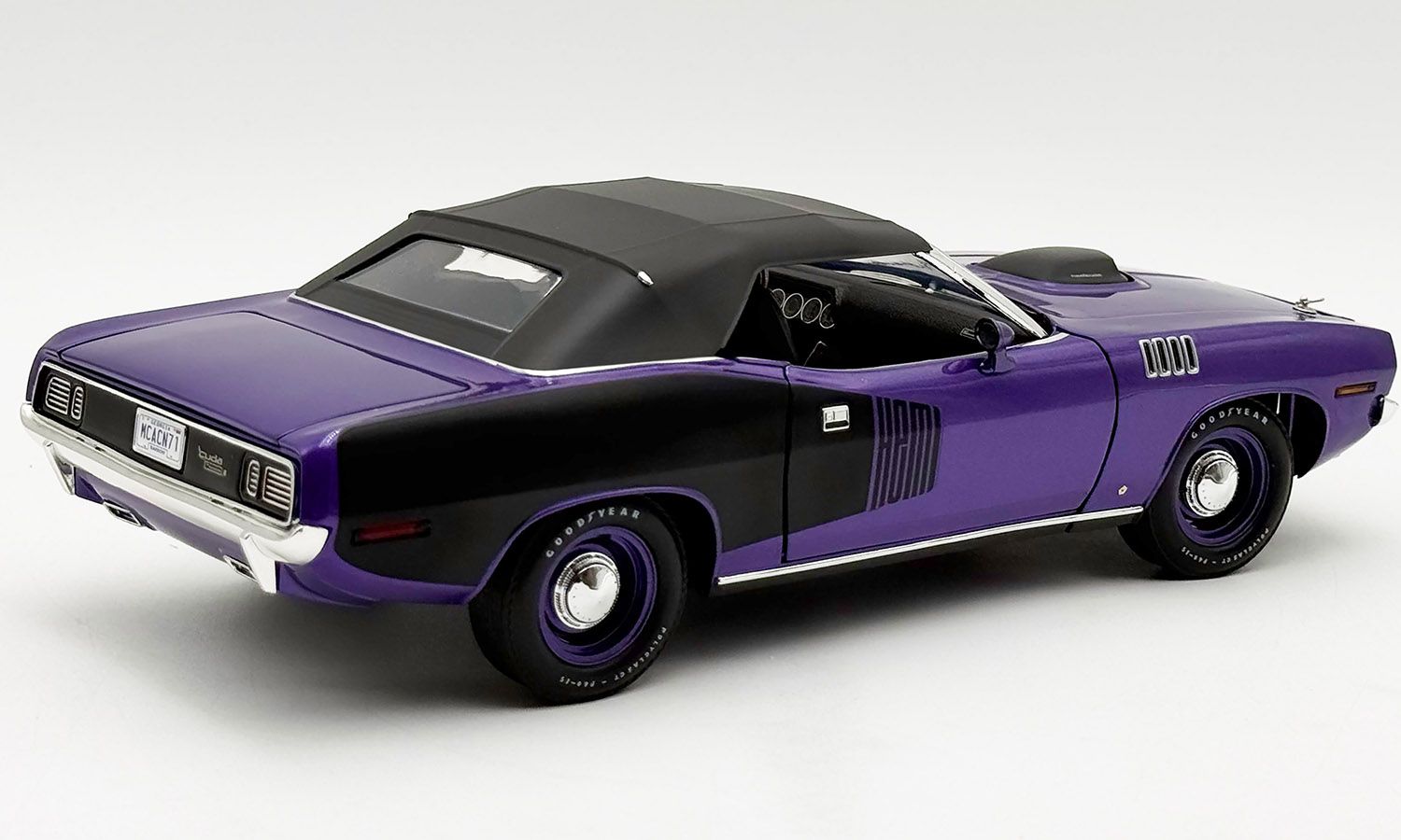 1:18 ACME - 1971 Plymouth HEMI Cuda Convertible