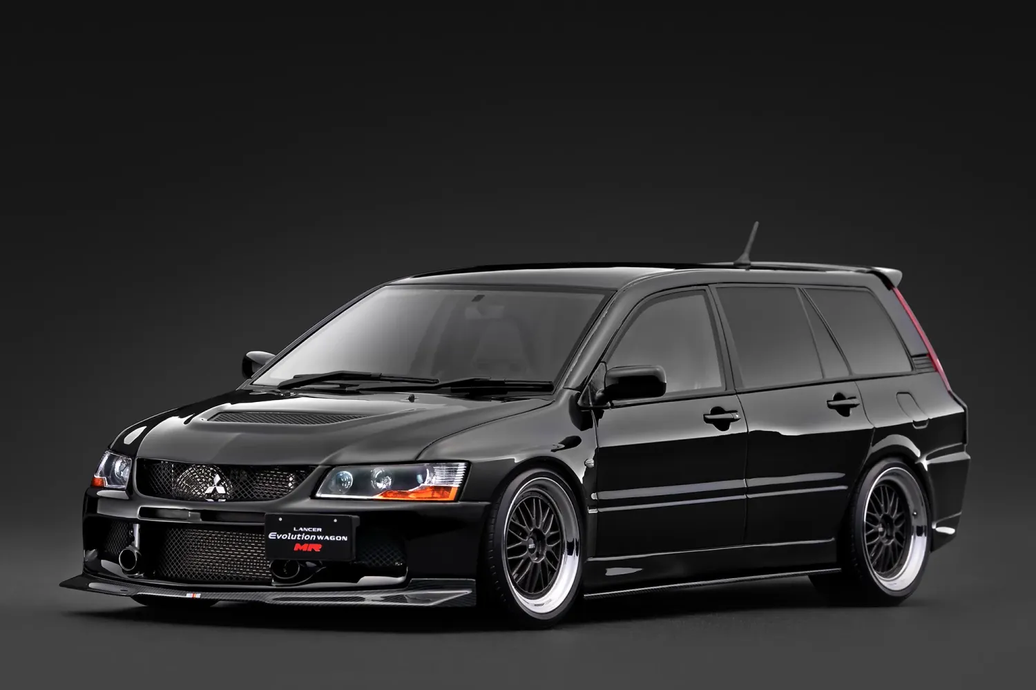 1:18 Ignition - Mitsubishi Lancer Evolution Wagon MR (CT9W), black