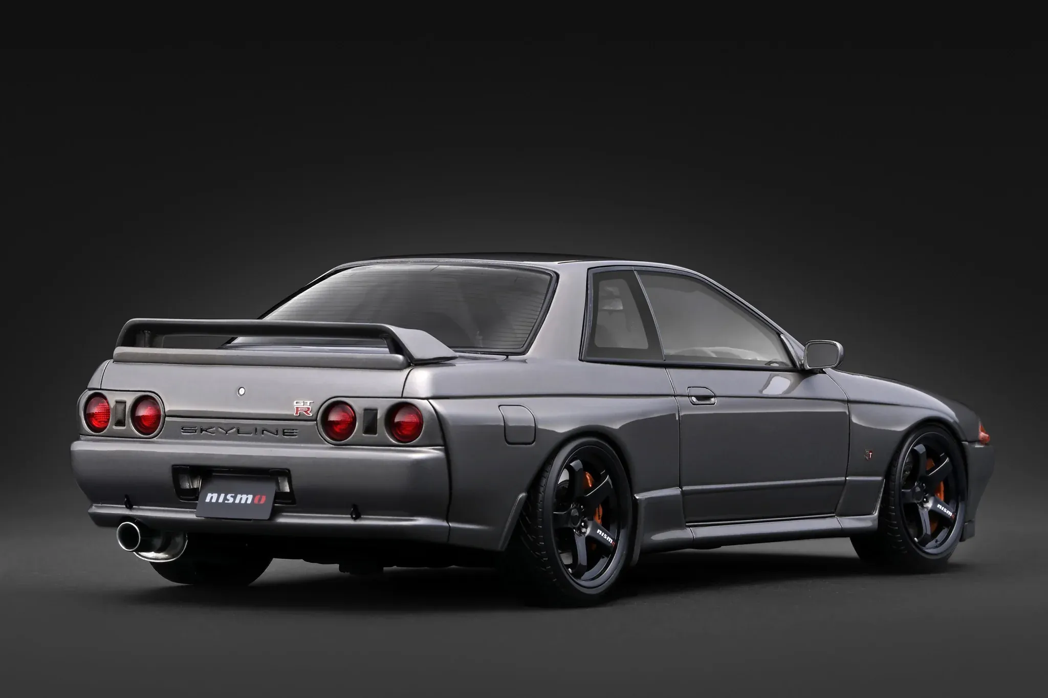 1:18 Ignition - Nismo BNR32 CRS, grey