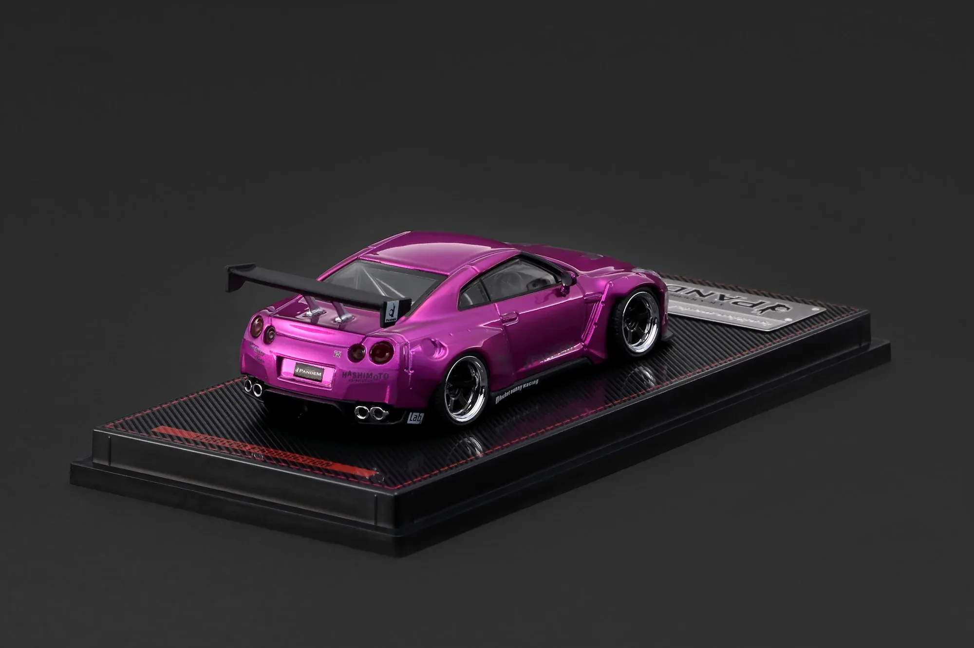 1:64 Ignition - Pandem R35 GT-R, pink metallic