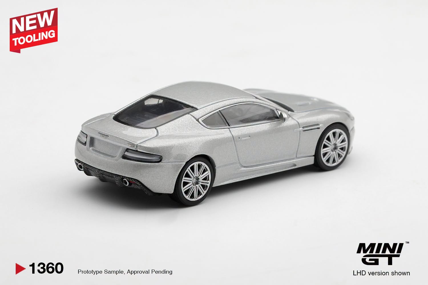 1:64 Mini GT - 2008 Aston Martin DBS, Lightning silver *Blister packaging*