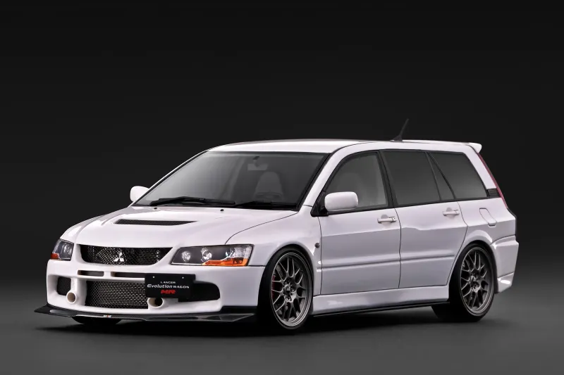 1:18 Ignition - Mitsubishi Lancer Evolution Wagon MR (CT9W), white 1:18 Ignition - Mitsubishi Lancer Evolution Wagon MR (CT9W), white