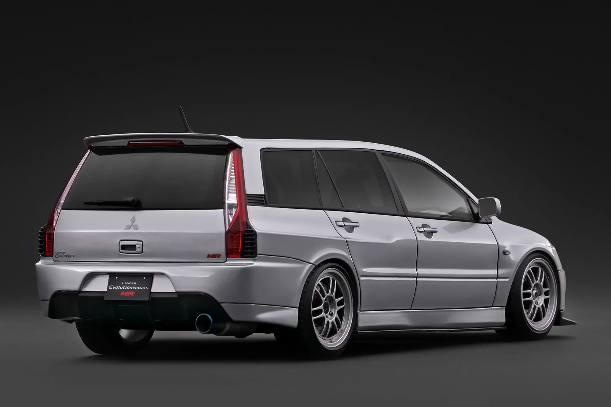 1:18 Ignition - Mitsubishi Lancer Evolution Wagon MR (CT9W), silver