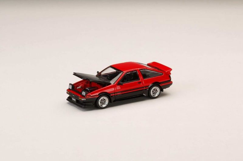1:64 Hobby Japan - Toyota Sprinter Trueno GT APEX (AE86) Late Ver. JDM Style Carbon Bonnet, red/black 1:64 Hobby Japan - Toyota Sprinter Trueno GT APEX (AE86) Late Ver. JDM Style Carbon Bonnet, red/black