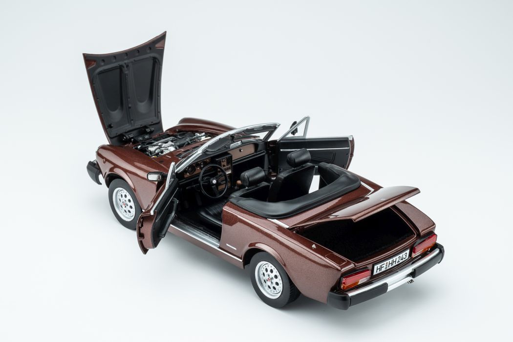 1:18 Touring Modelcars - Pininfarina Spidereuropa 1982 - marrone amaryllis