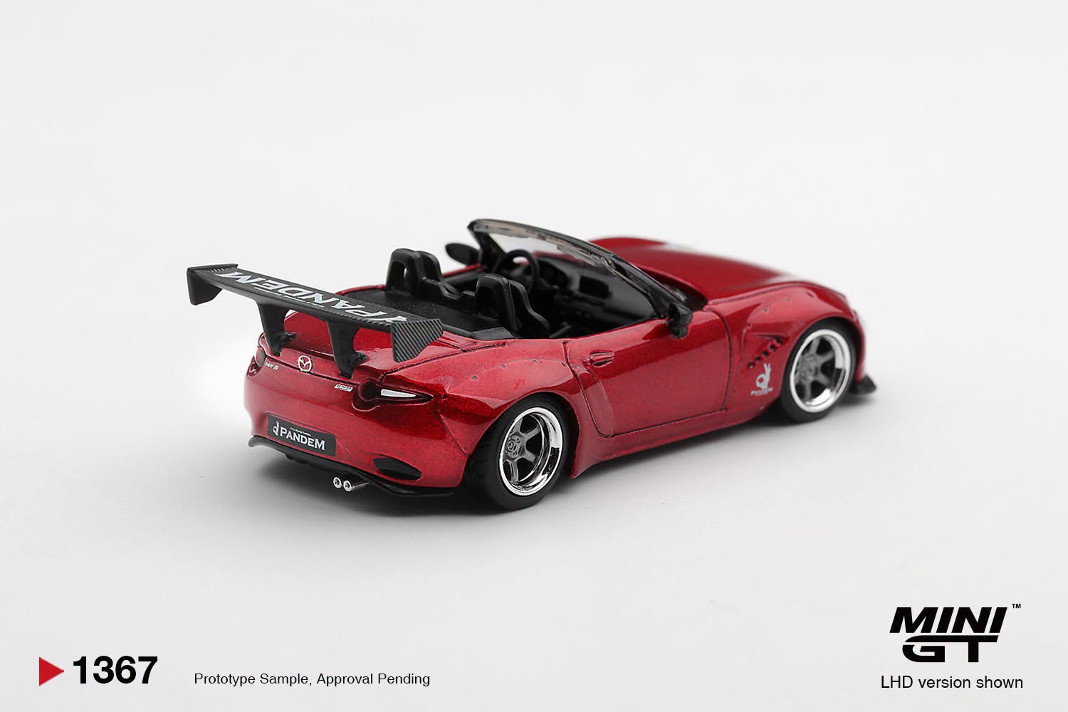 1:64 Mini GT - 2015 Mazda MX-5 (ND) Pandem Kodo, red *Blister packaging*
