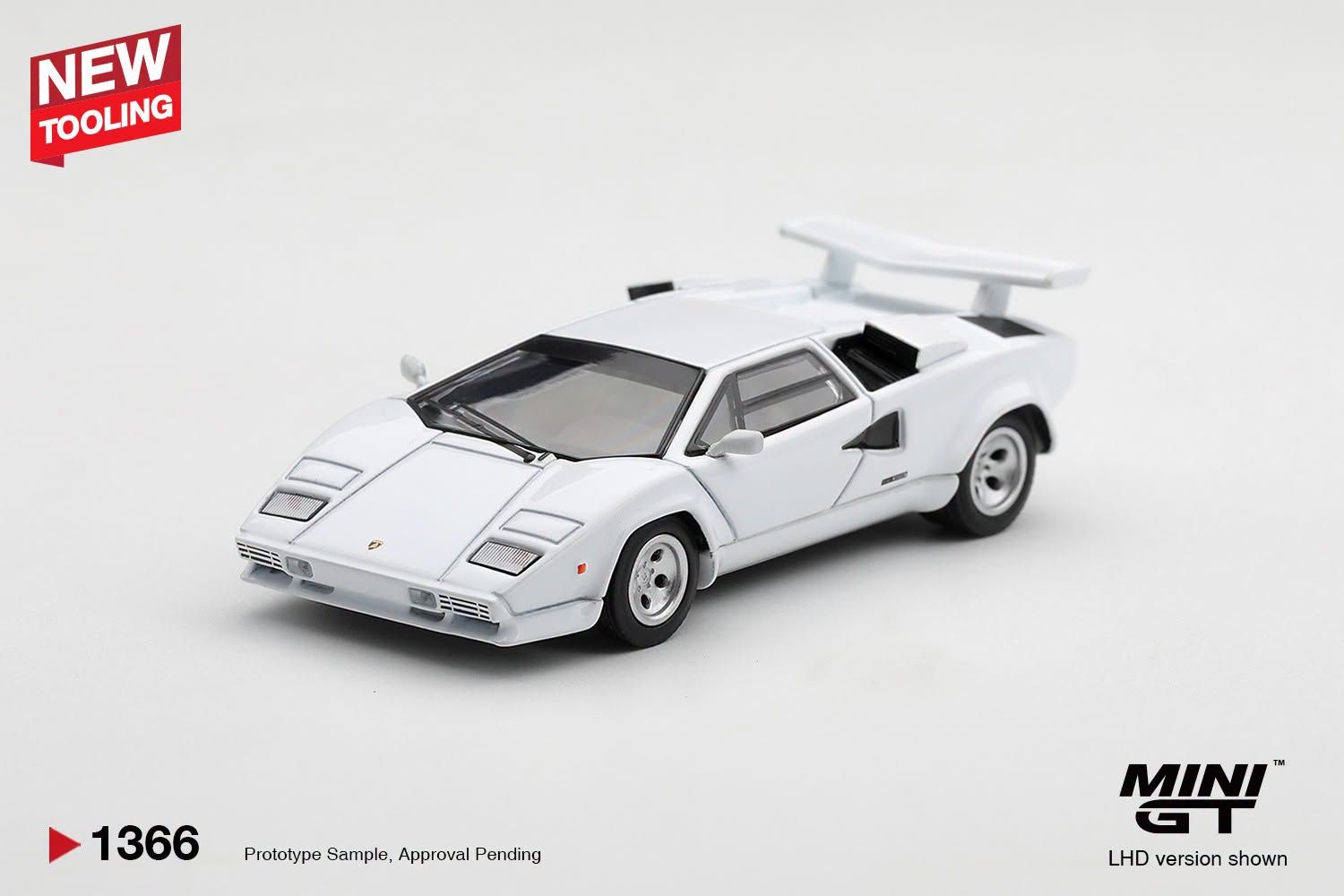 1:64 Mini GT - 1982 Lamborghini Countach LP500S, bianco