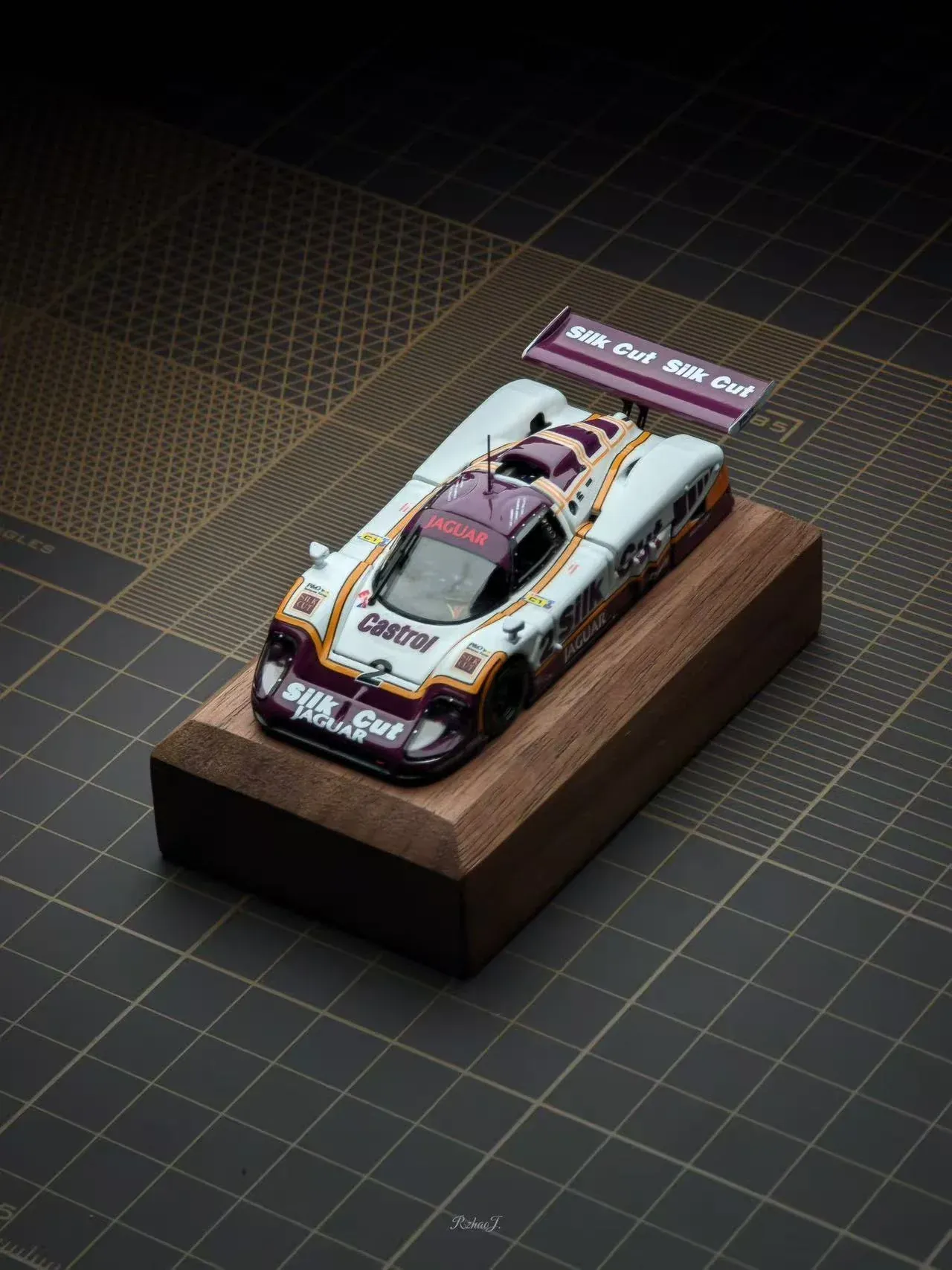 1:64 Street Weapon - TSD Jaguar XJR9