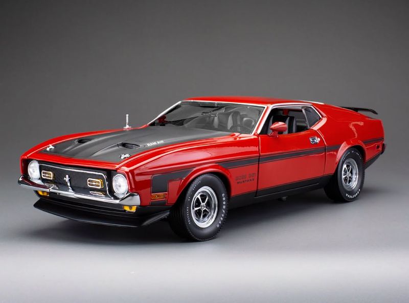 1:18 Sunstar - 1971 Ford Mustang Boss 351 Red 1:18 Sunstar - 1971 Ford Mustang Boss 351 Red