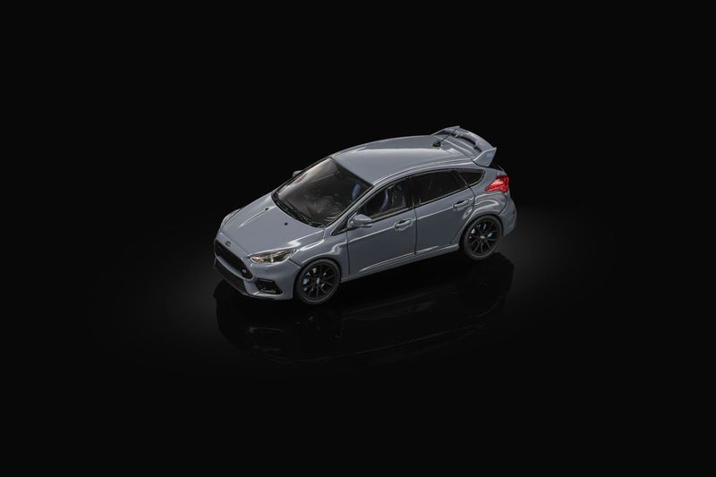 1:64 Sunstar - 2018 Ford Focus RS - Stealth Gray 1:64 Sunstar - 2018 Ford Focus RS - Stealth Gray