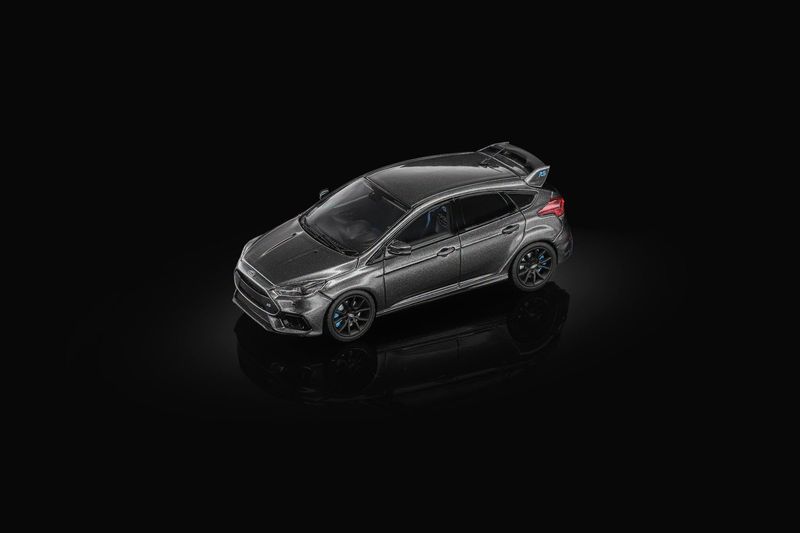 1:64 Sunstar - 2018 Ford Focus RS -Moondust Siliver 1:64 Sunstar - 2018 Ford Focus RS -Moondust Siliver