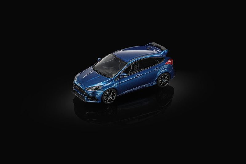 1:64 Sunstar - 2018 Ford Focus RS -Nitrous Blue 1:64 Sunstar - 2018 Ford Focus RS -Nitrous Blue