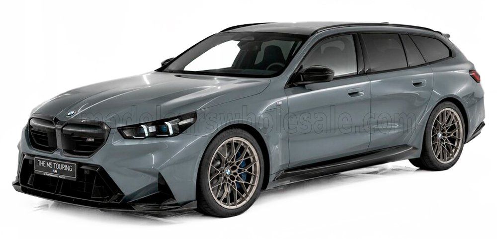 1:18 Minichamps - 2024 BMW M5 Touring Performance Parts Grey Metallic