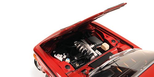 1:18 Minichamps - 1972 BMW 3.0 CSi (E9) Red