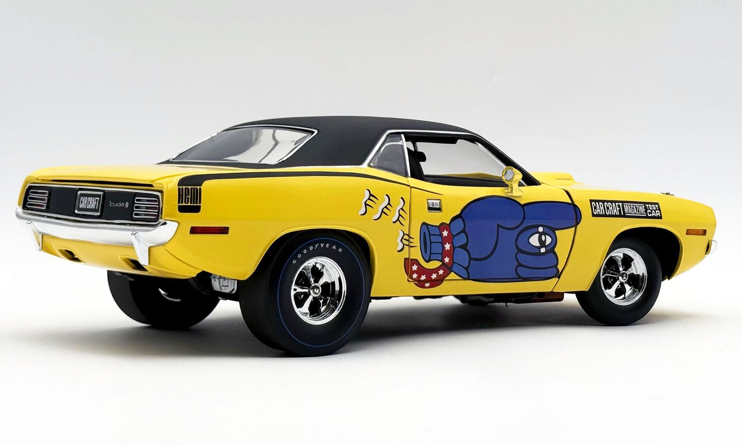 1:18 ACME - 1970 Plymouth HEMI Cuda - The Dreadful Flying Glove