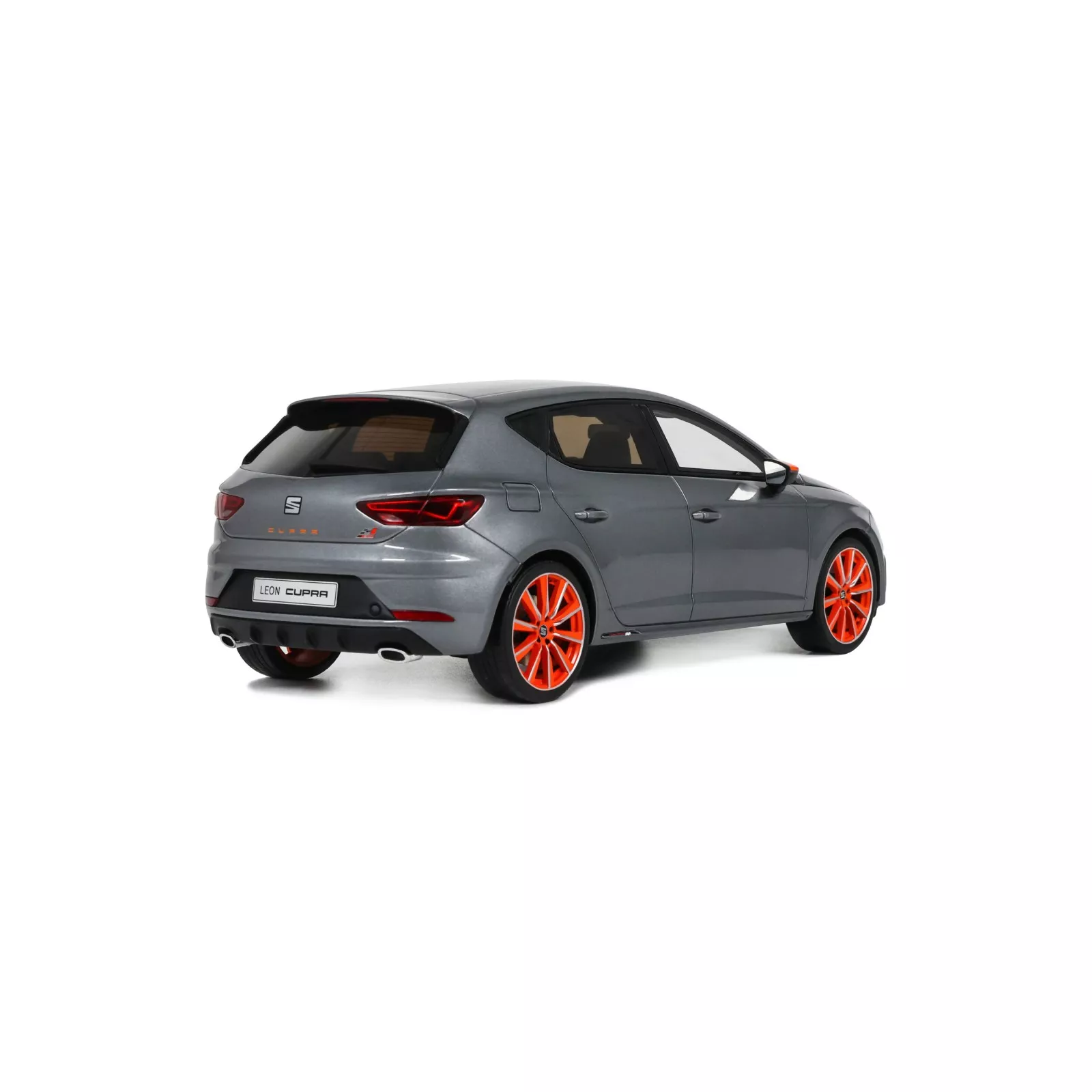 1:18 Otto Mobile - 2018 Seat Leon Mk.3 Cupra Performance Pack Monsoon Grey X7R