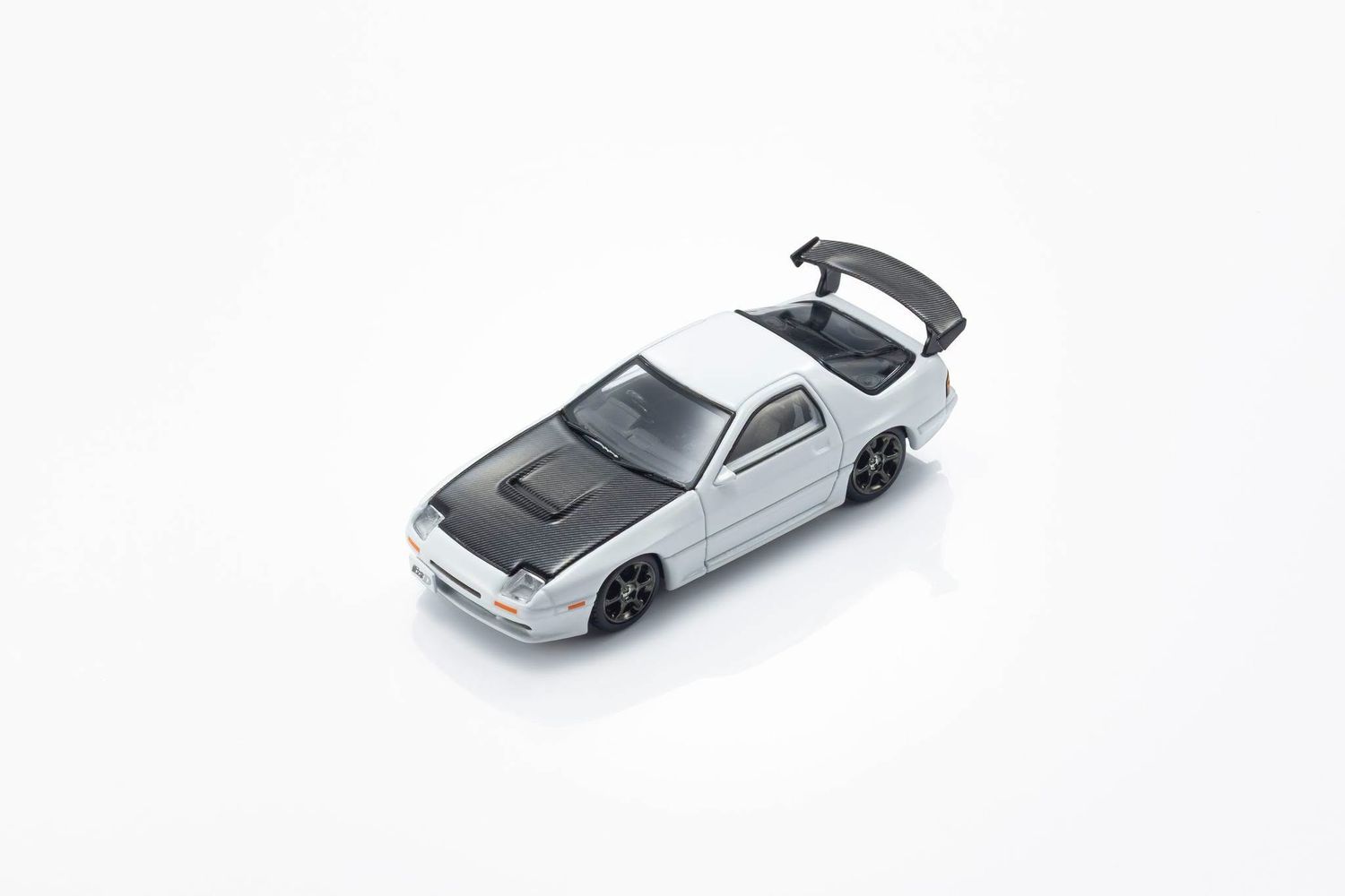 1:64 Kyosho - 1995 Mazda Savanna RX-7 (FD) Initial D *with Led*
