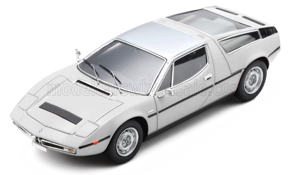 1:43 Spark - 1971 Maserati Bora Silver