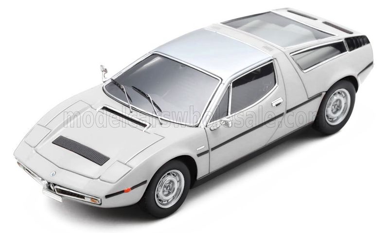 1:43 Spark - 1971 Maserati Bora Silver