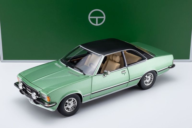 1:18 Touring Modelcars - Opel Commodore B GS/E Coupé 1975 - jade green  met.