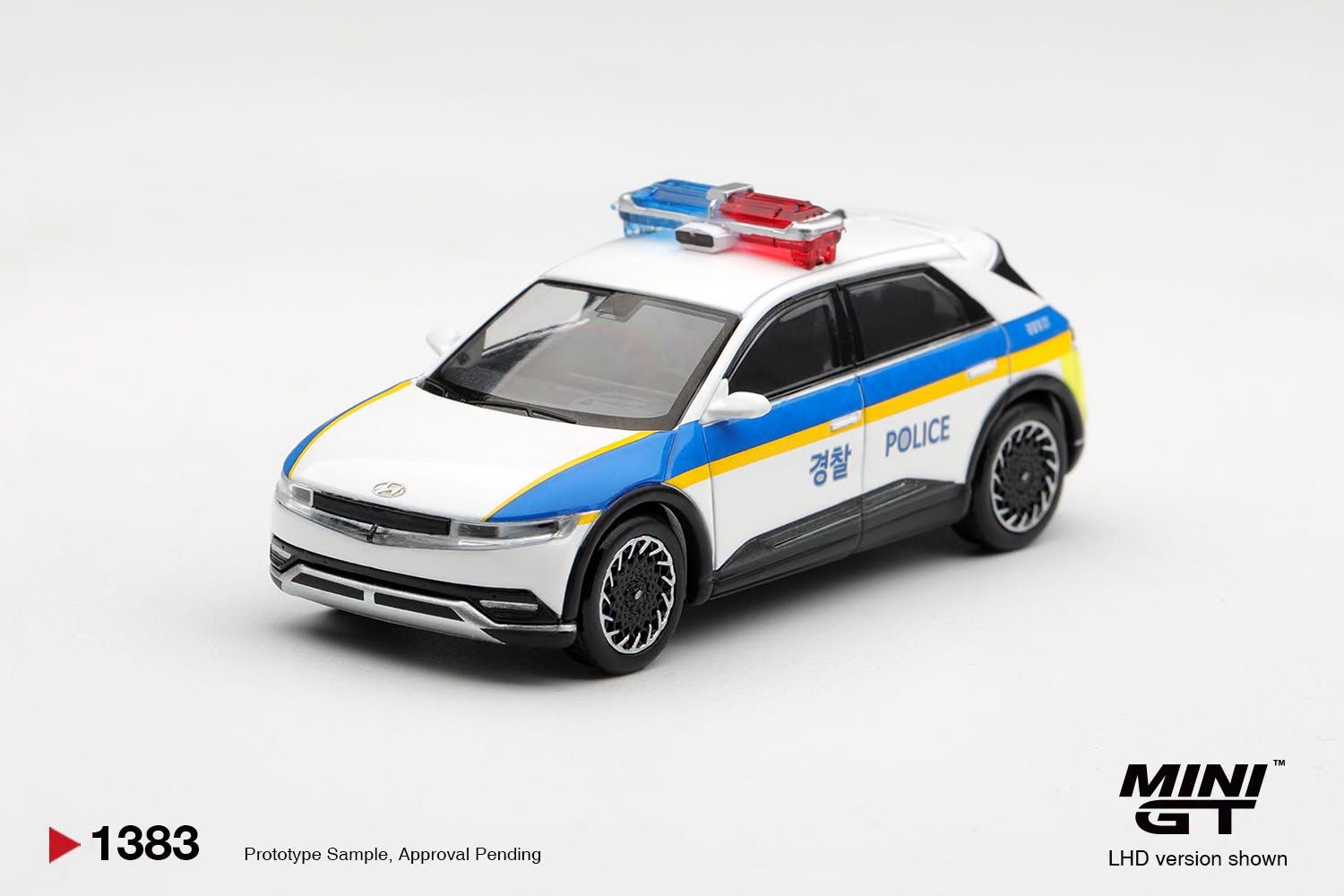 1:64 Mini GT - Hyundai Ioniq 5 Police Car