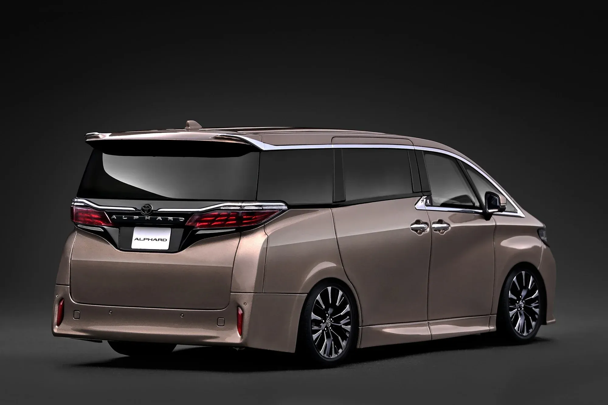 1:18 Ignition - Toyota Alphard Z (H40W), gold