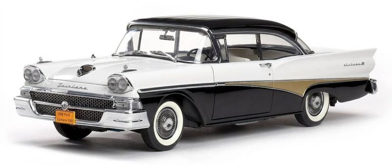 1:18 Sunstar - 1958 Ford Fairlane 500 White Black