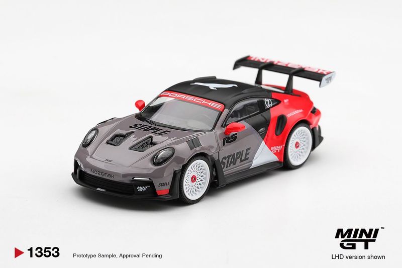1:64 Mini GT - 2025 Porsche 911 (992) GT3 RS *Staple x Inozetek*