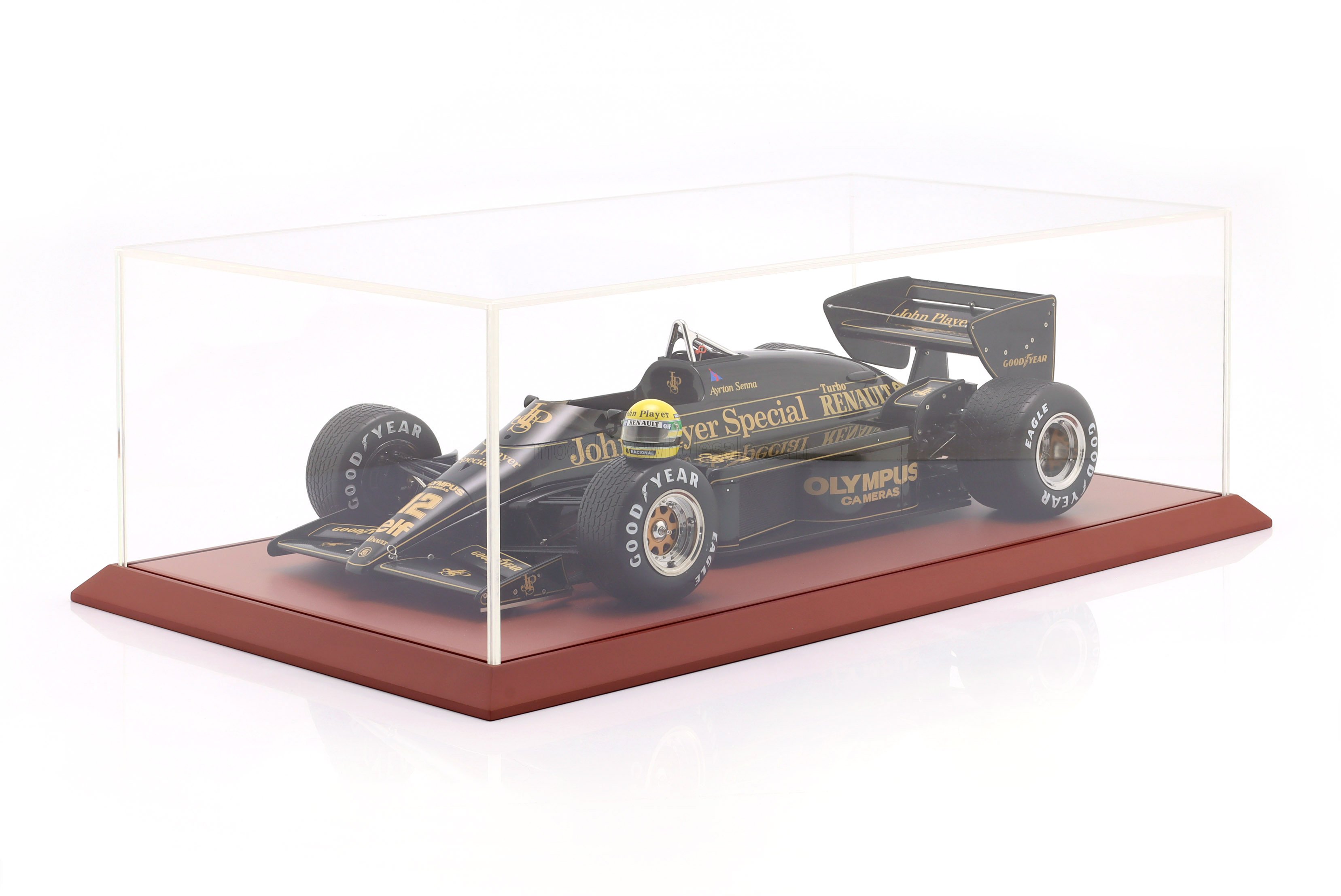 1:8 Werk83 - Lotus 97T Renault Turbo #12 Winner Portugal GP 1985 A. Senna mit Minihelm