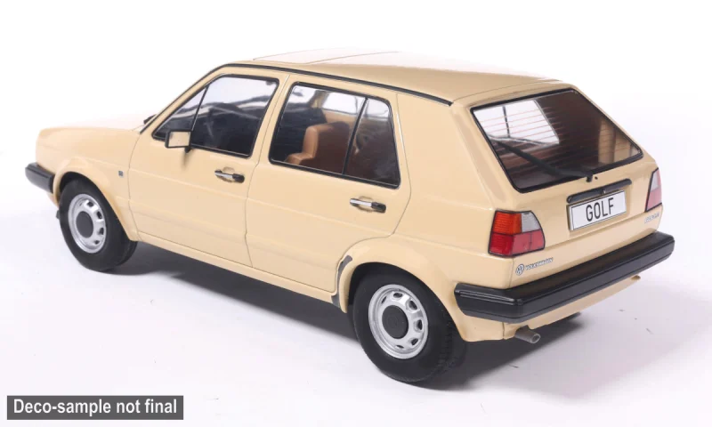 1:18 MCG - 1983 Volkswagen Golf II Beige
