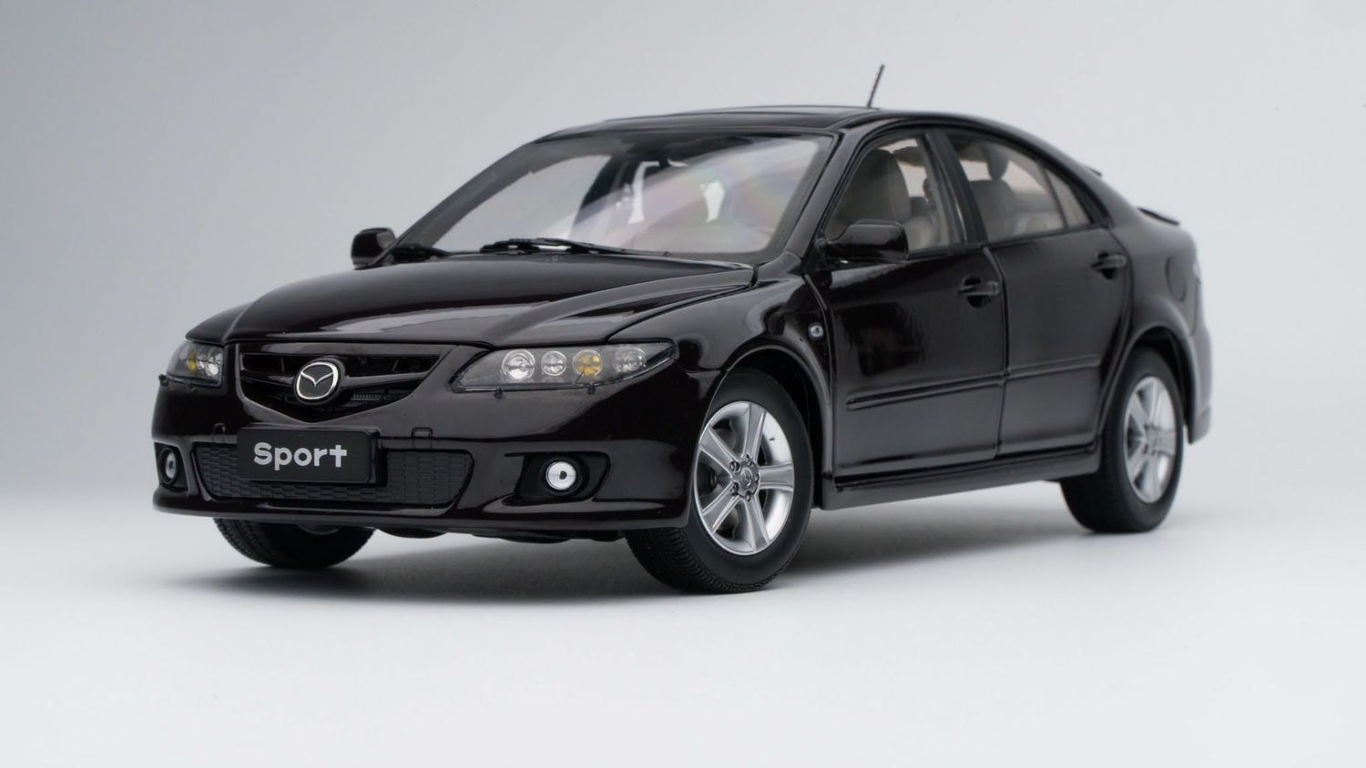 1:18 Sunstar - 2008 Mazda 6 Sport Violet Gray Metallic
