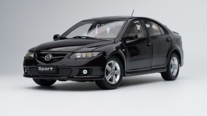 1:18 Sunstar - 2008 Mazda 6 Sport Violet Gray Metallic 1:18 Sunstar - 2008 Mazda 6 Sport Violet Gray Metallic