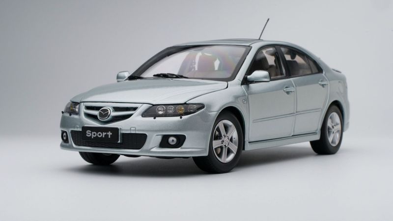1:18 Sunstar - 2008 Mazda 6 Sport Glacier Silver Metallic 1:18 Sunstar - 2008 Mazda 6 Sport Glacier Silver Metallic
