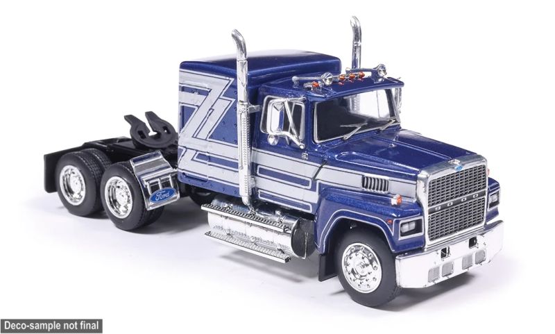 1:64 Ixo USA - 1978 Ford LTL-9000 Blue Silver
