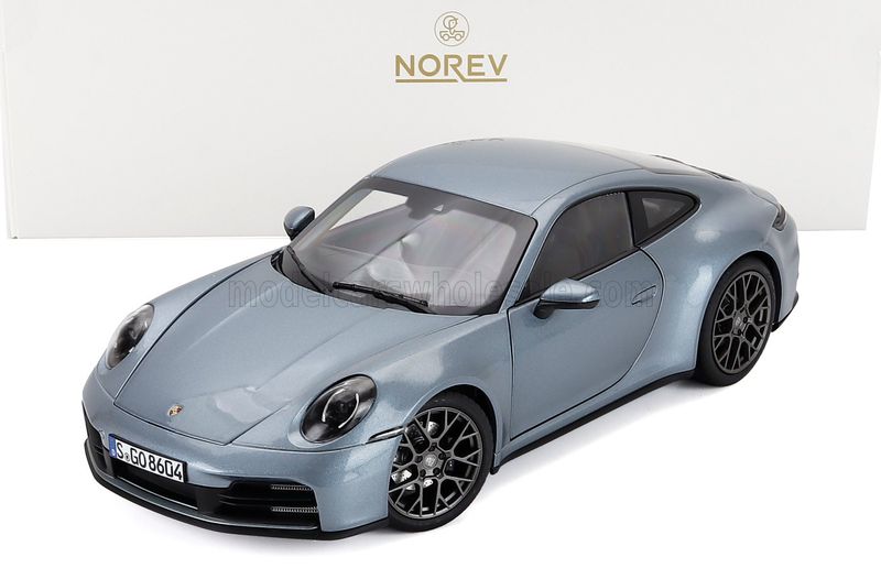 1:18 Norev - 2024 Porsche 911 (992.2) Carrera Coupé Silver 1:18 Norev - 2024 Porsche 911 (992.2) Carrera Coupé Silver