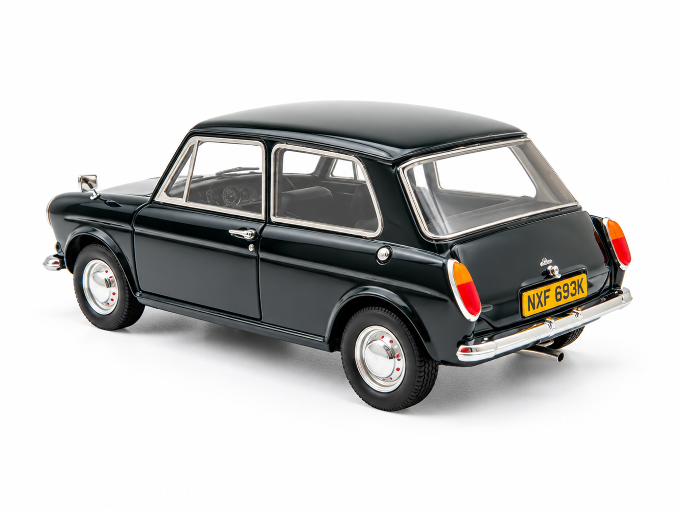 1:43 Matrix - 1974 Austin 1100 MkII Saloon Blue